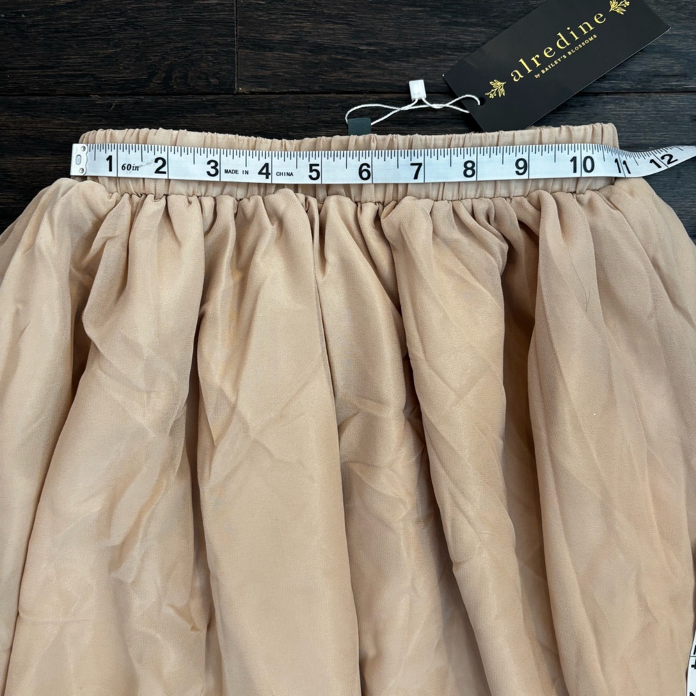 Elegant Cream A-Line Skirt - Picture 3 of 4